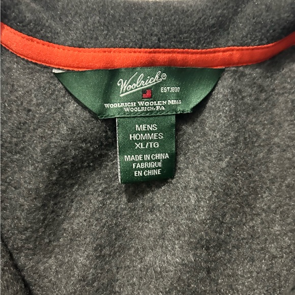 Woolrich Men’s XLG gray vest! - Picture 2 of 4